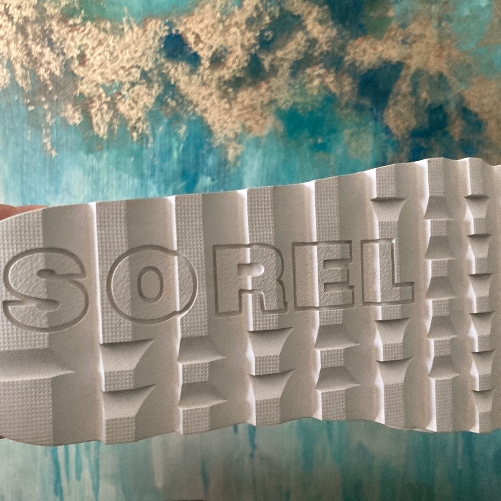 Sorel NWT White Velcro Sandals - Picture 2 of 8